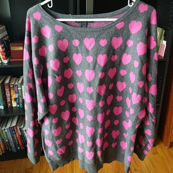 Macy's Sweaters - Valentine's Day heart sweater size 2x